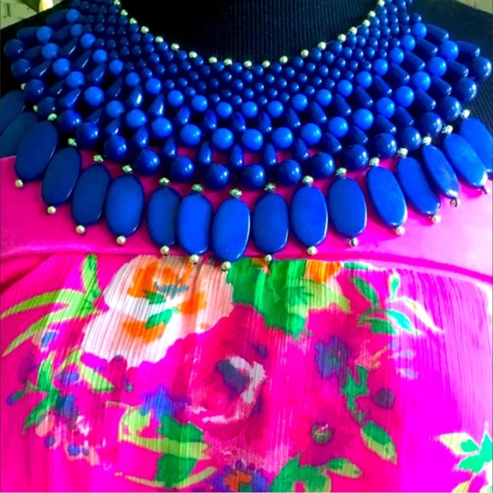💖See New Listing💖   💙🌸  Blue Statement Bib Necklace  🌸💙New💙🌸 - Picture 10 of 11